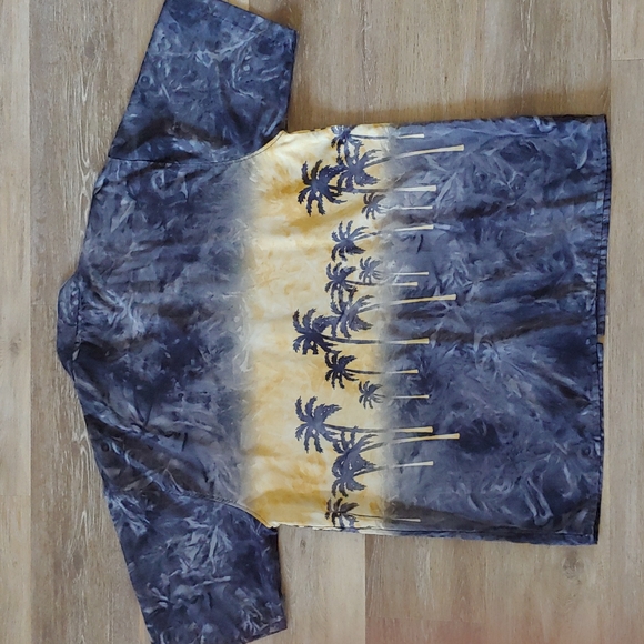 Vintage 90's Hawaiian Monticerutti Original Hawaiian Aloha Shirt Size L - Picture 3 of 4